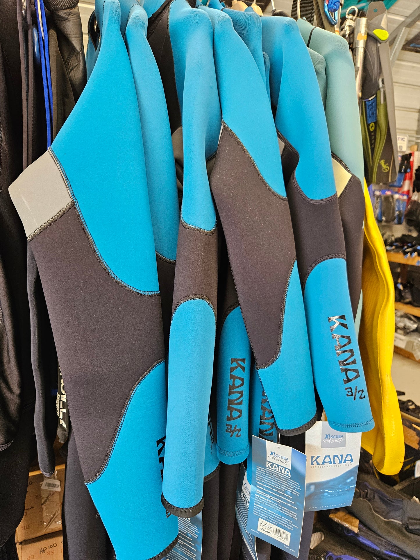 CLEARANCE WETSUITS - Kana by XS Scuba - SCRATCH AND DENT SALE