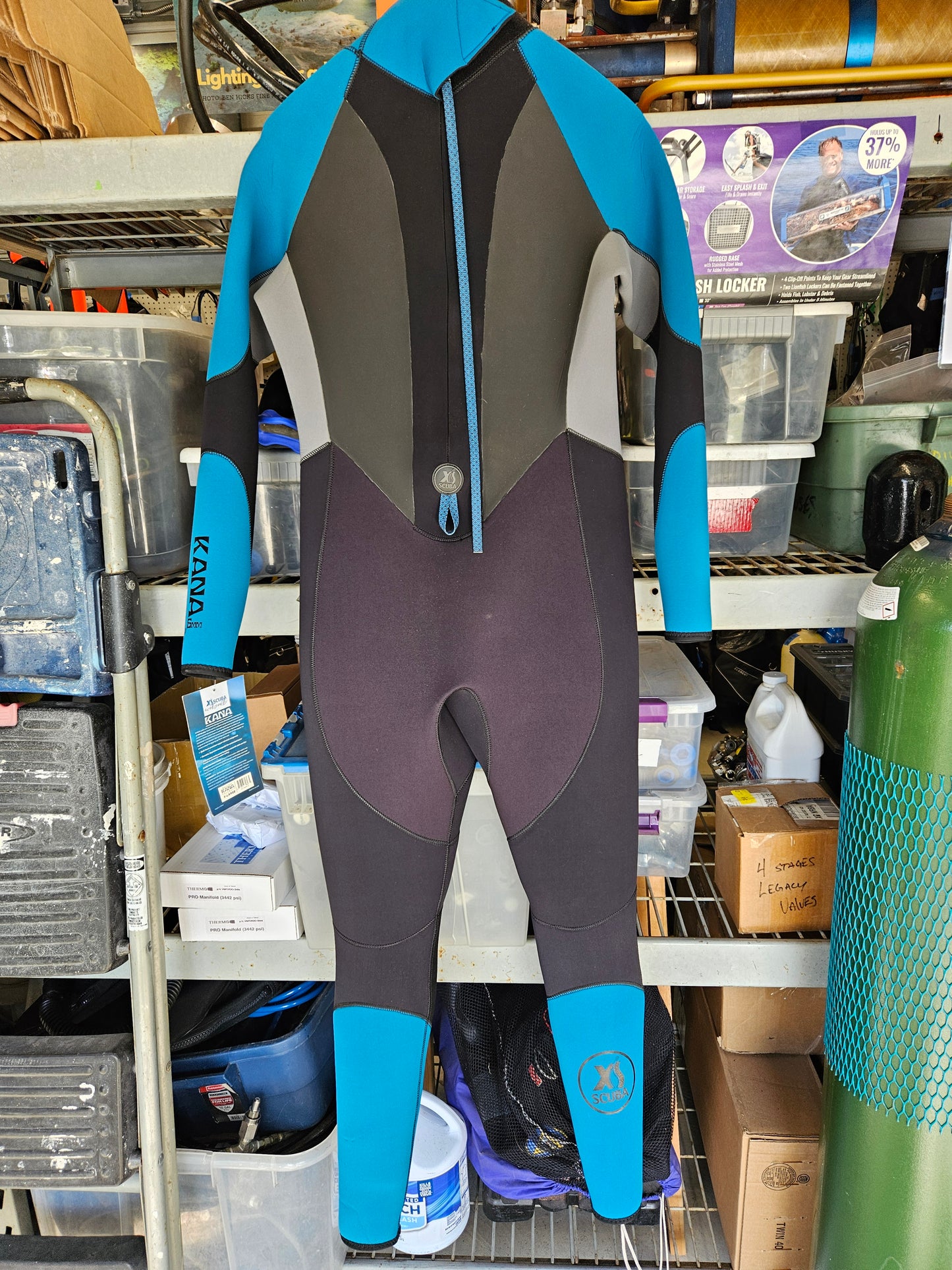 CLEARANCE WETSUITS - Kana by XS Scuba - SCRATCH AND DENT SALE