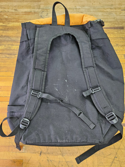 Akona Equipment Bag