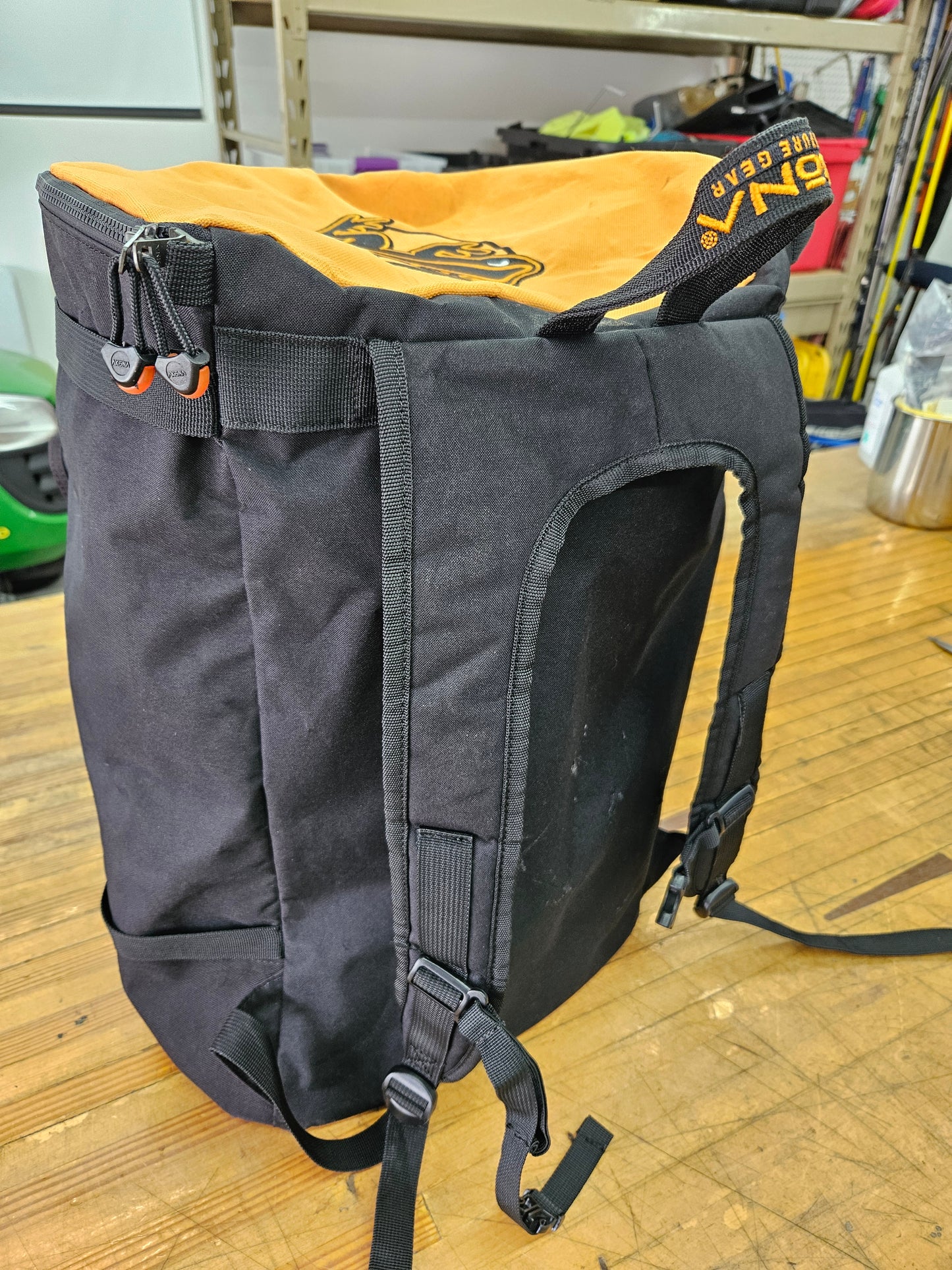 Akona Equipment Bag