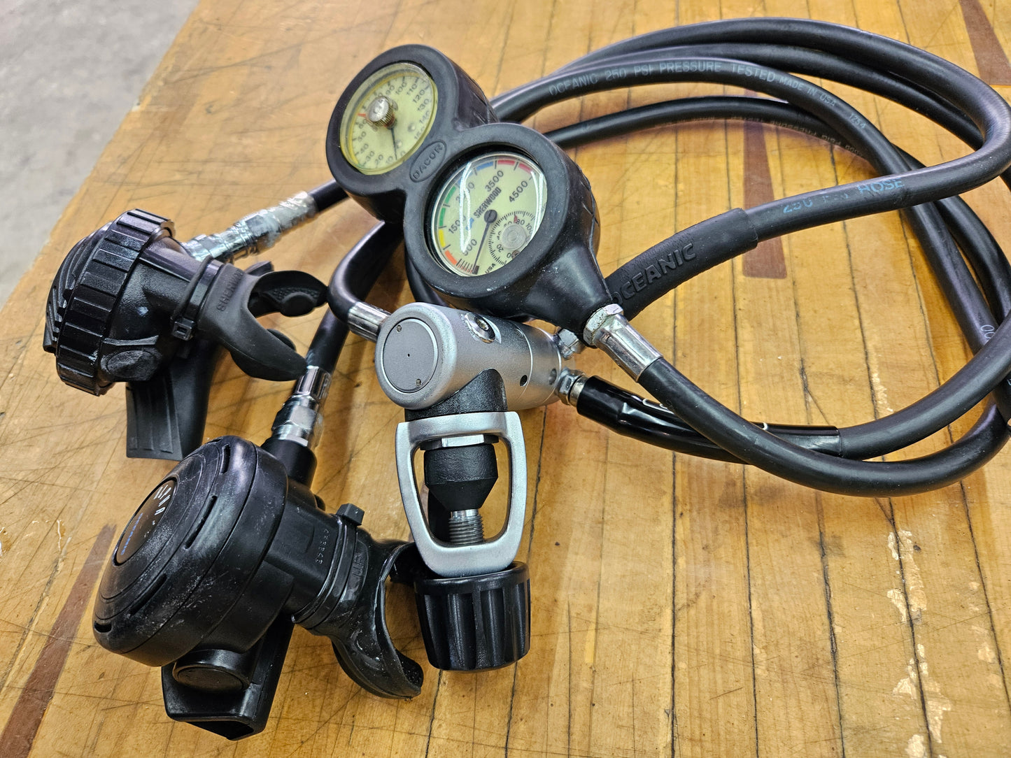 Oceanic Regulator Set - JUST SERVICED!