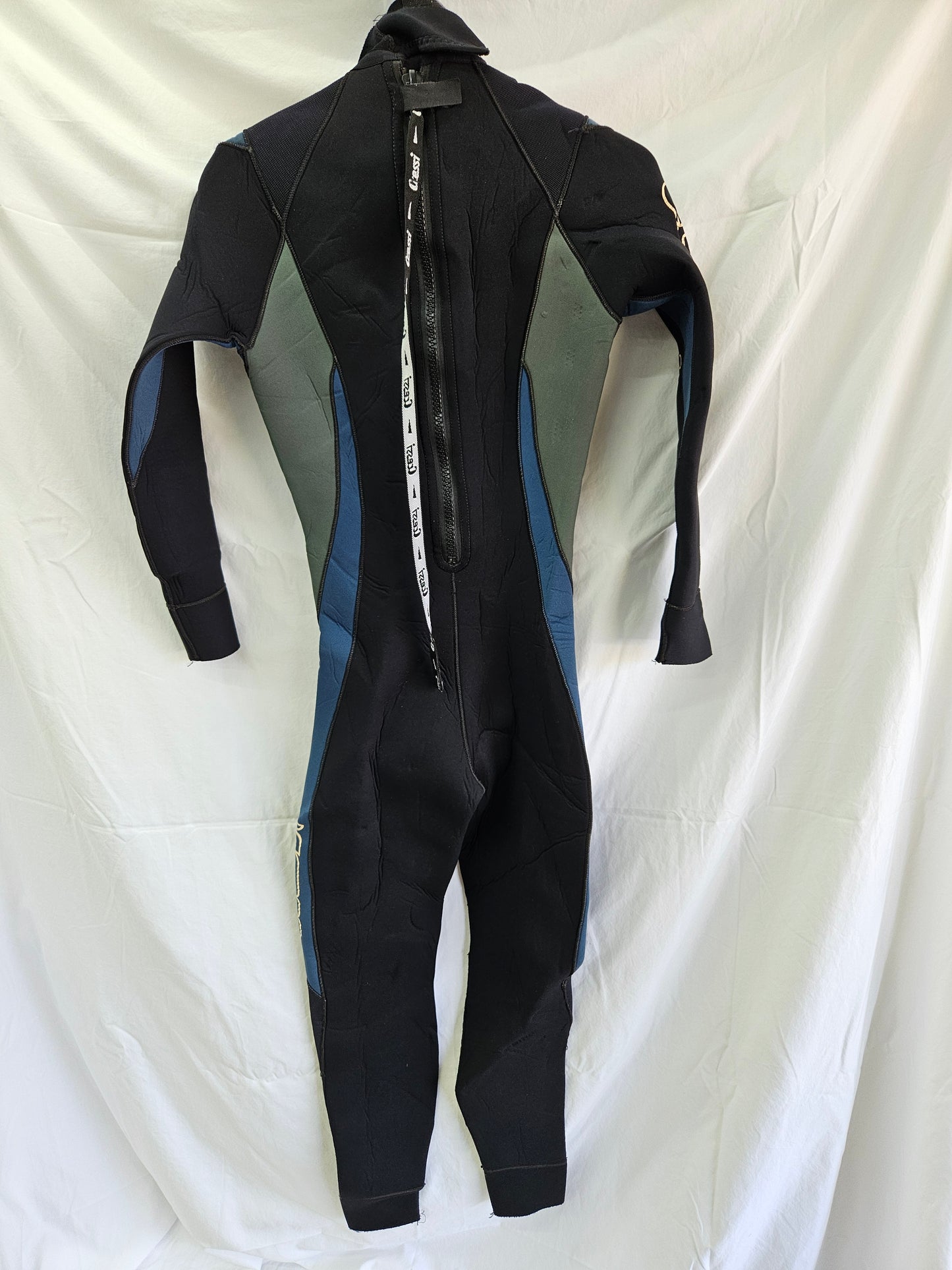 Cressi 5mm Wetsuit (SMALL)