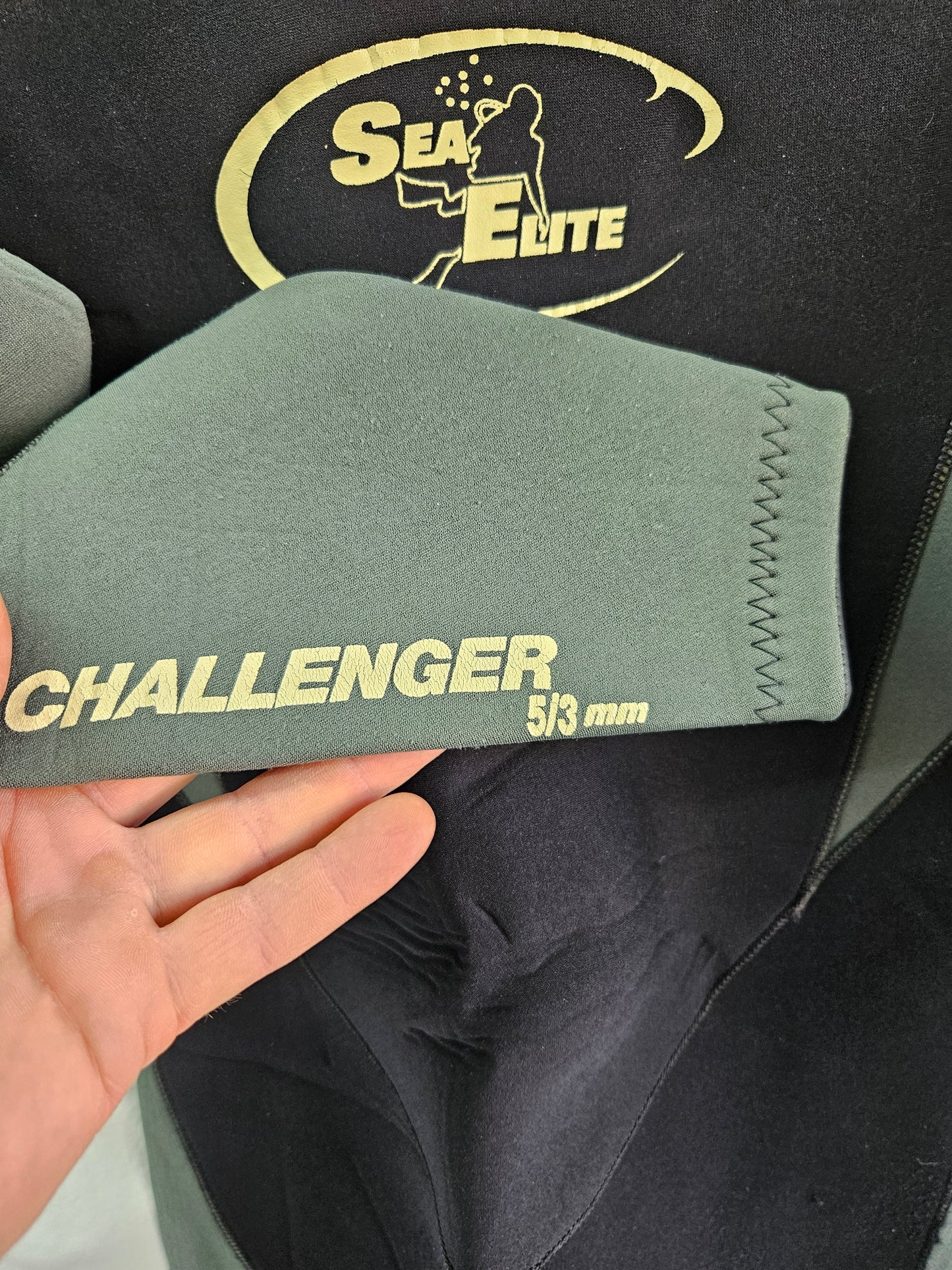 Sea Elite "Challenger" 5/3mm Wetsuit (Large)