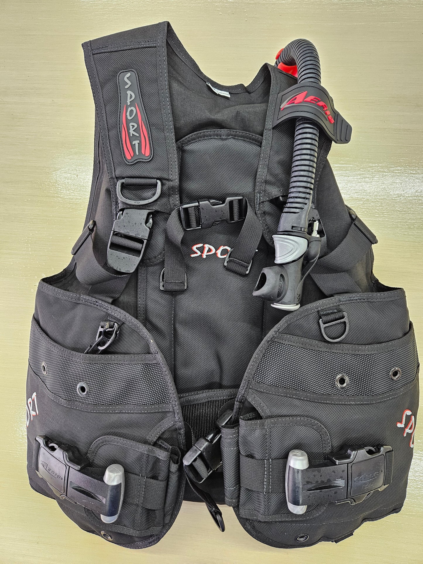 Aeris Sport BCD (Small)