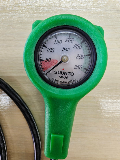 Suunto Submersible Pressure Gauges (SPG) - BAR