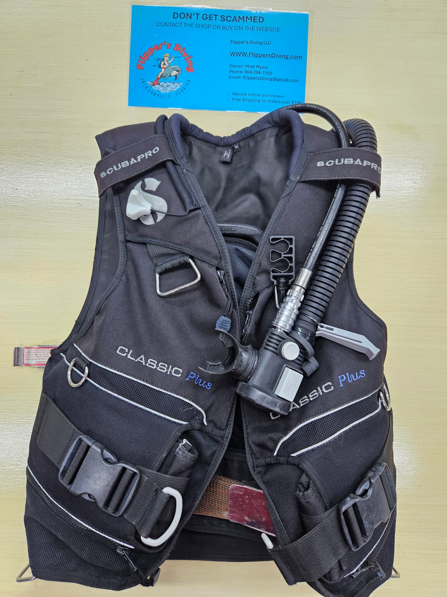 Scubapro "Classic Plus" BCD (MEDIUM)