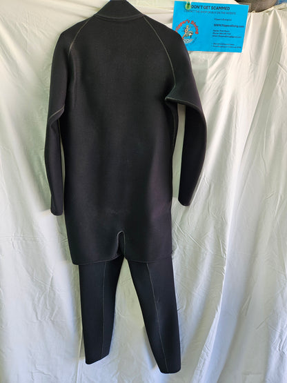 Sea Elite 3mm 2 Piece Wetsuit (Size 12-14)