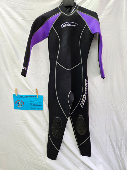 Neosport 3/2mm Wetsuit (SIZE 8)