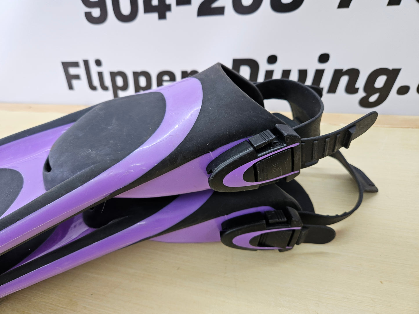 Atomic Aquatics Dive Fins (SMALL)