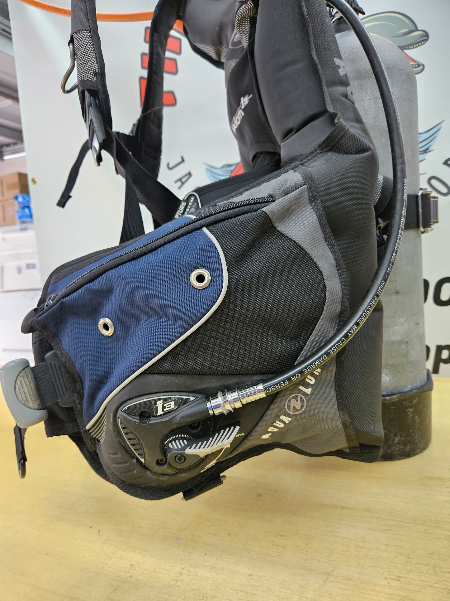 Aqualung Axiom i3 BCD (LARGE)