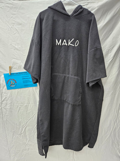 Mako Spearfishing Snuggie Pull Over (XL)