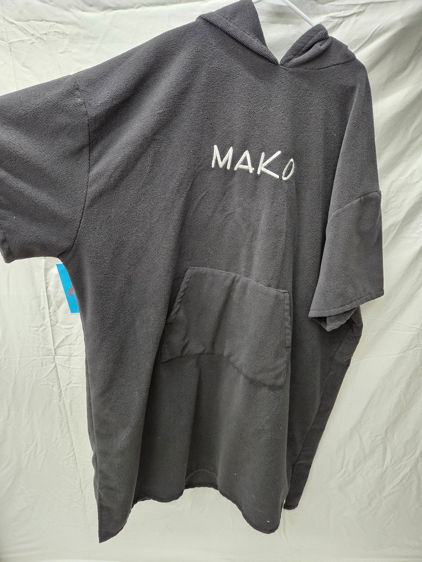 Mako Spearfishing Snuggie Pull Over (XL)
