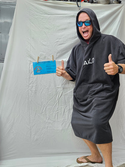 Mako Spearfishing Snuggie Pull Over (XL)