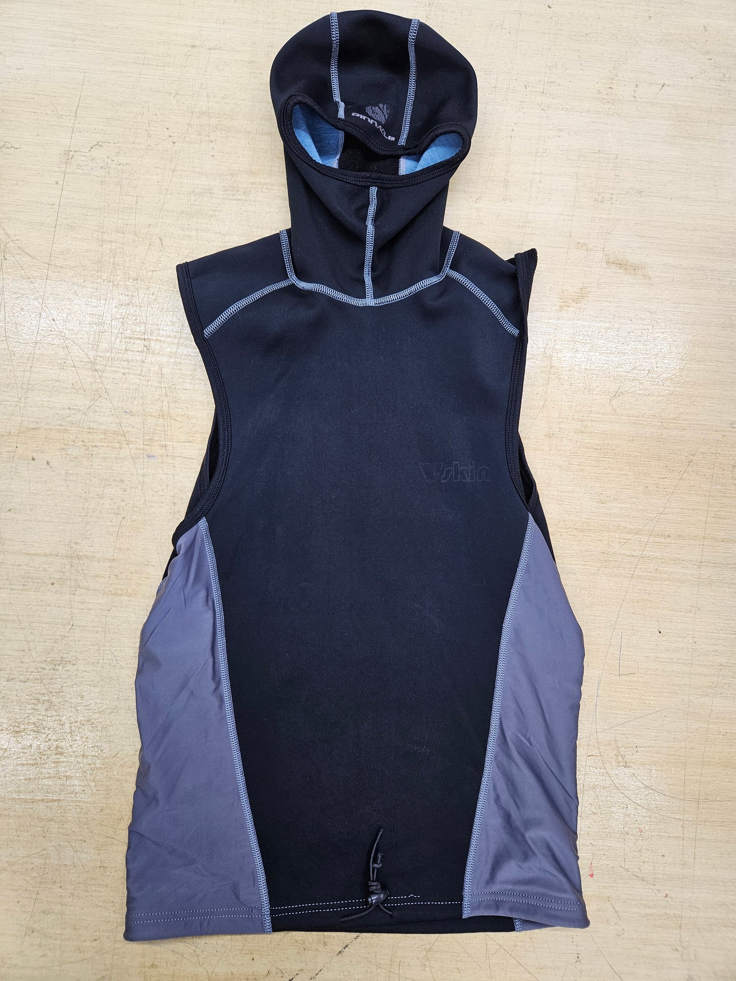 Pinnacle Hooded Vest (LARGE)