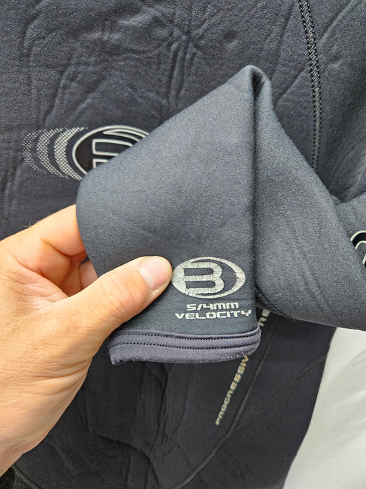 Bare 5/4mm Wetsuit (Med/Large)