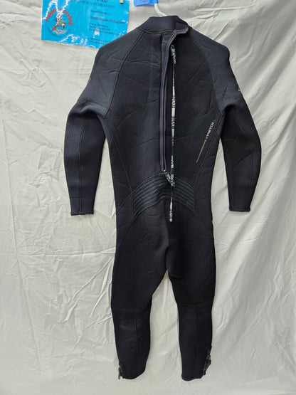 Bare 5/4mm Wetsuit (Med/Large)