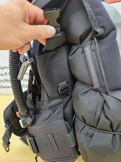 Scubapro Knighthawk BCD (Medium)