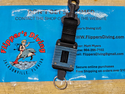 "The Gripper" mini retractor