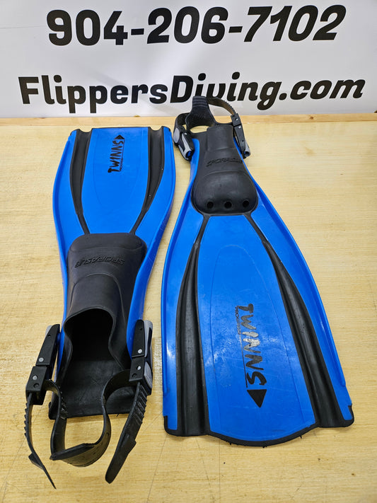 Mares Twins Fins (Medium 8-10)