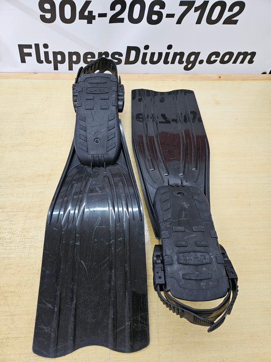 White Tip Hawaii Dive Fins (XL)