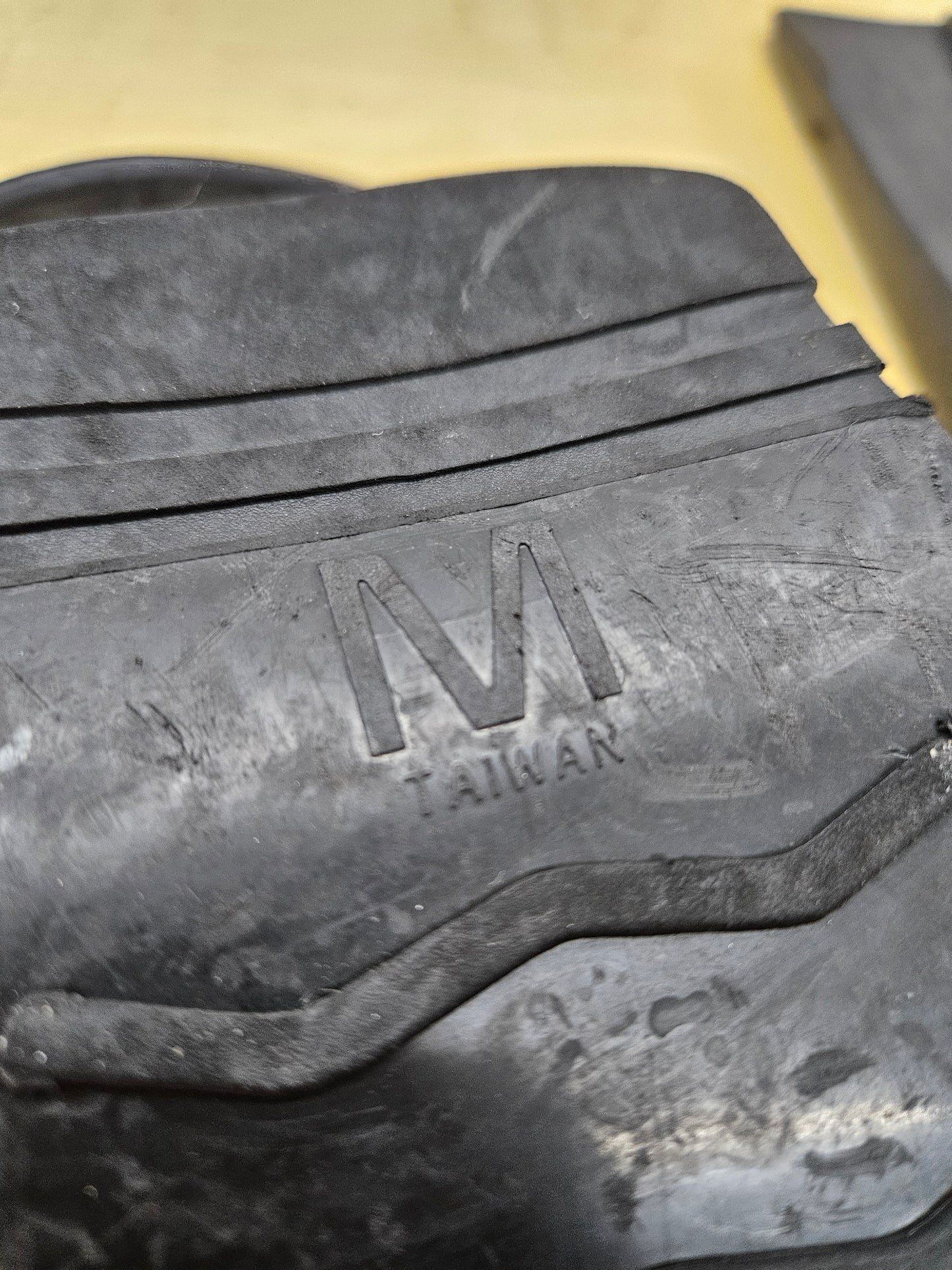 Black Diving Fins (MEDIUM 8-10)