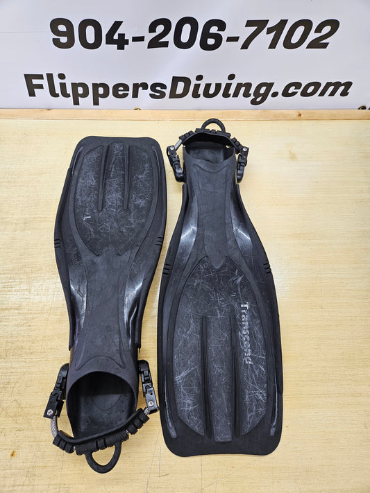 Edge "Transcend" Dive Fins (Med/Lg 8-9)