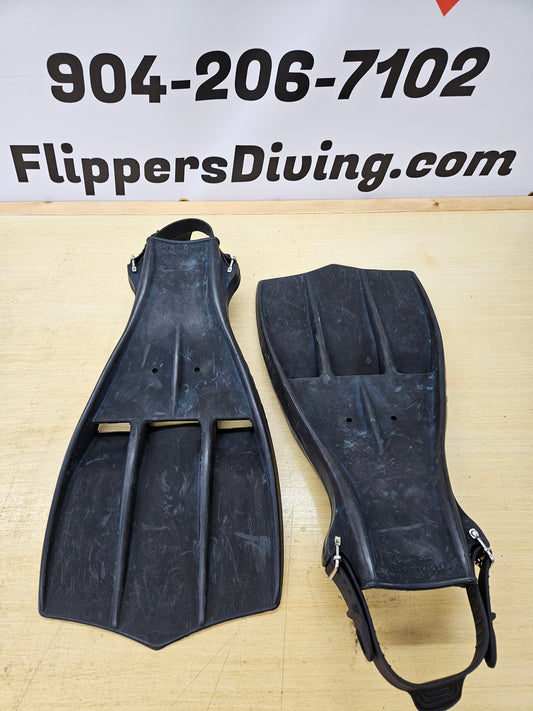 Aqualung US Divers Rocket Fins (Medium 8-10)