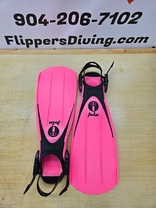 US Divers Aqualung "Pulse" Dive Fins (Small)