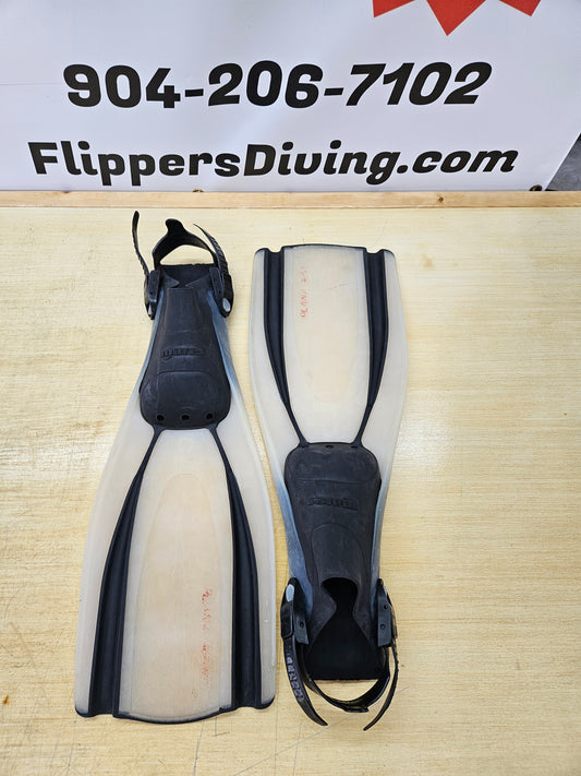 Mares Dive Fins (Large)