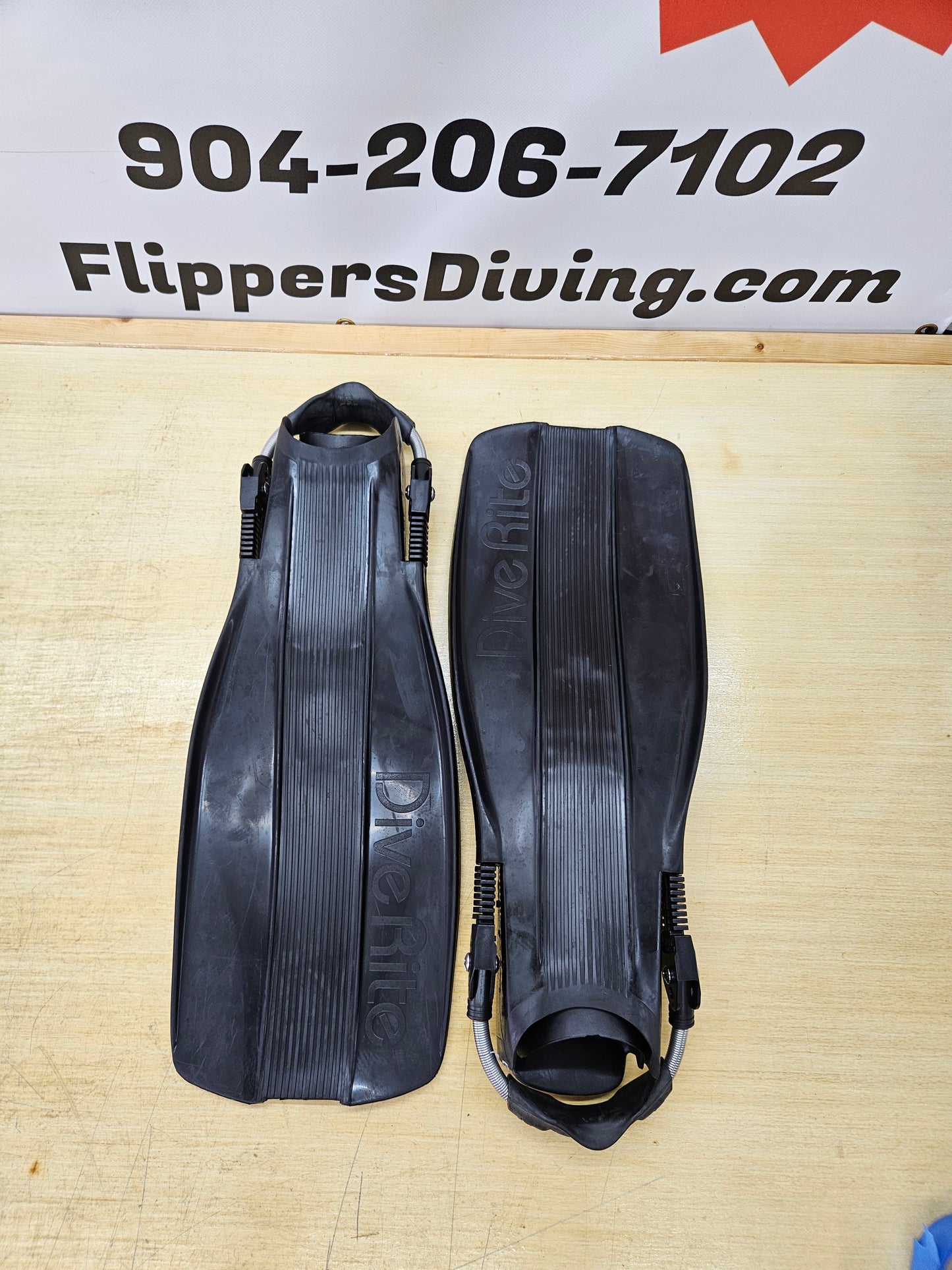 Dive Rite XT Fins (Medium)