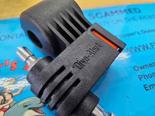 Dive Alert Signaling Device