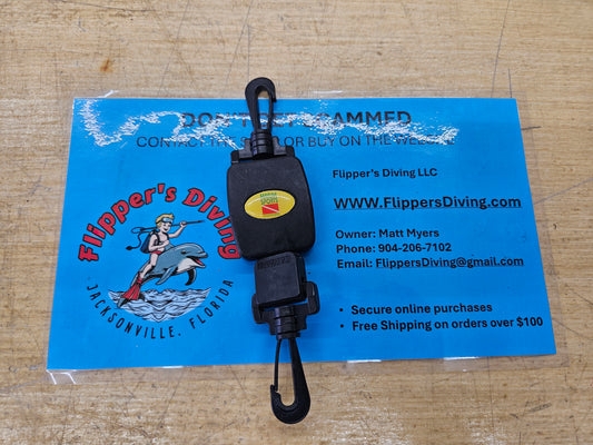 Equipment Retractor