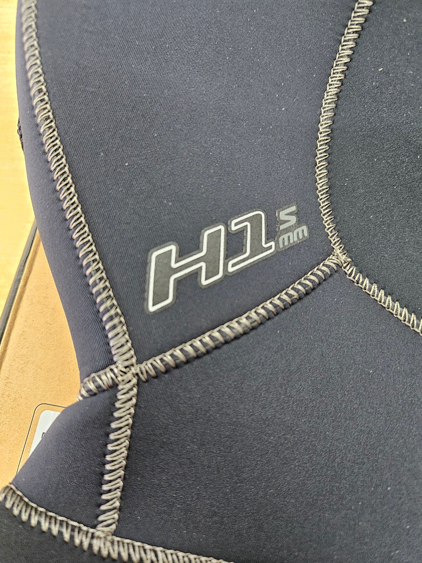 "Water Proof" H1 5/3mm Hood (Small & Medium)