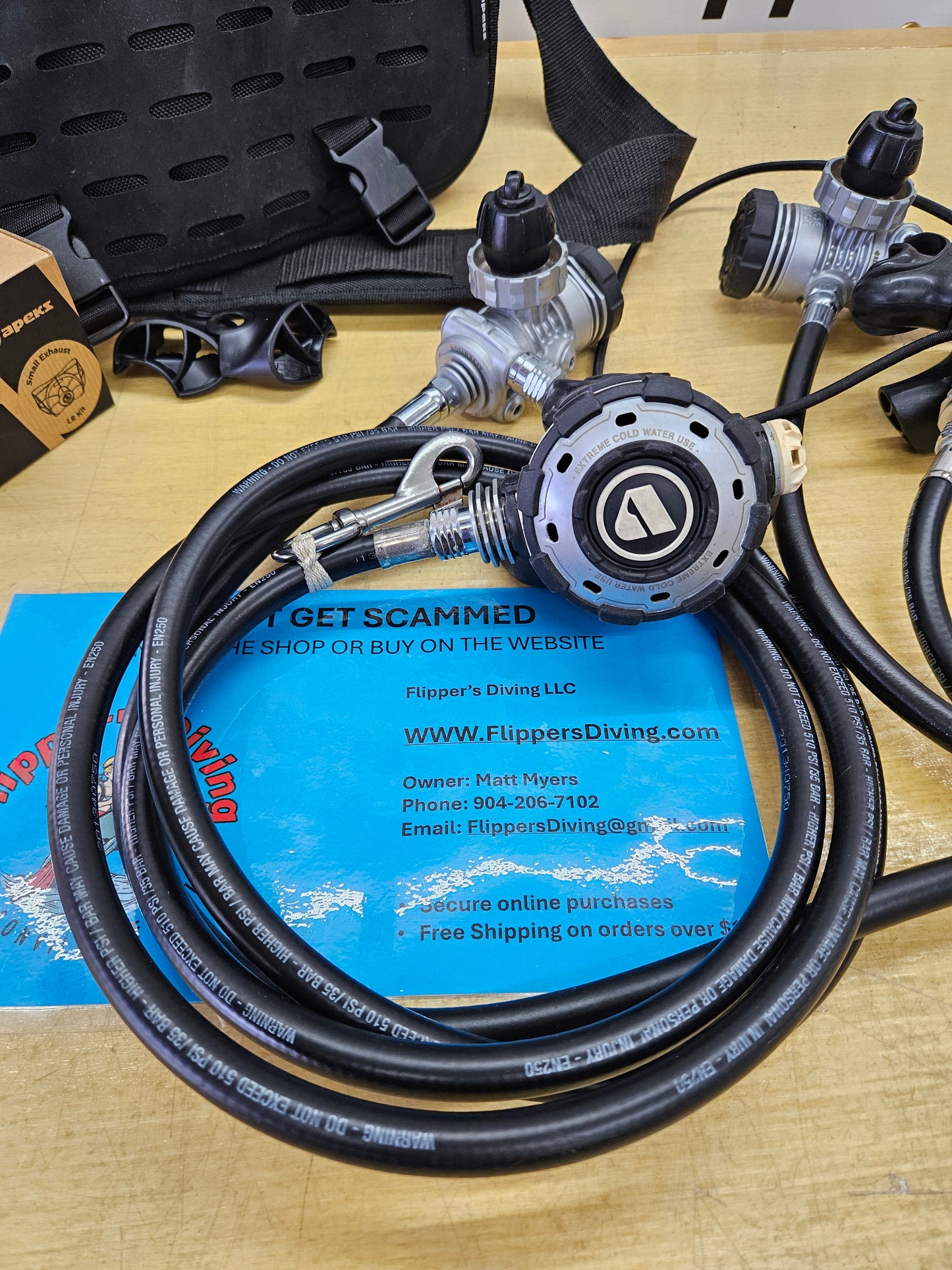 Apeks MTX-R Doubles Regulator Set