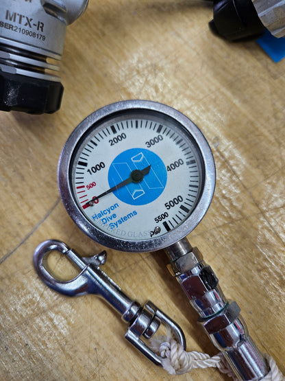 Apeks MTX-R Doubles Regulator Set