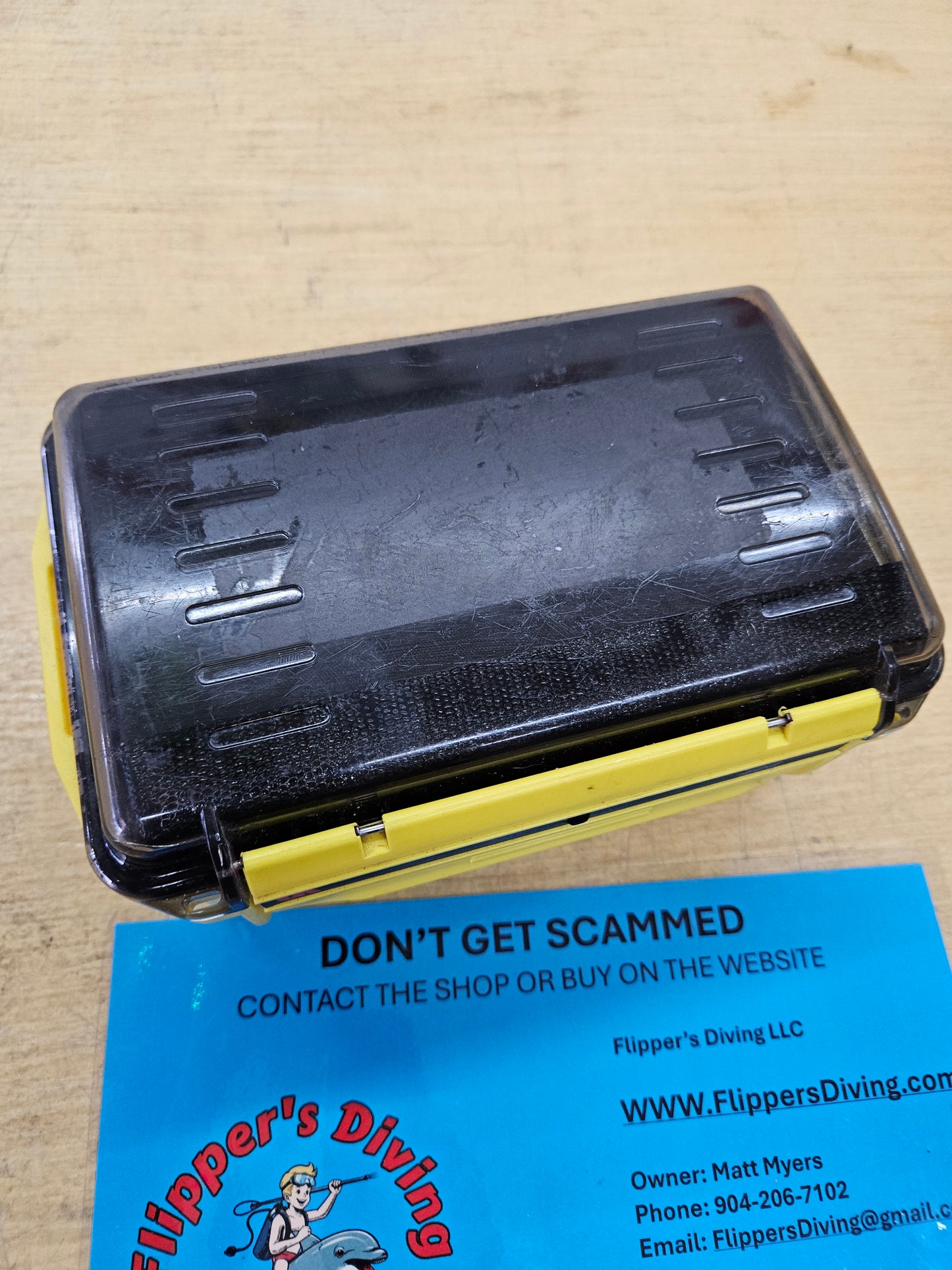 UK Ultra Box 408 (Drybox)