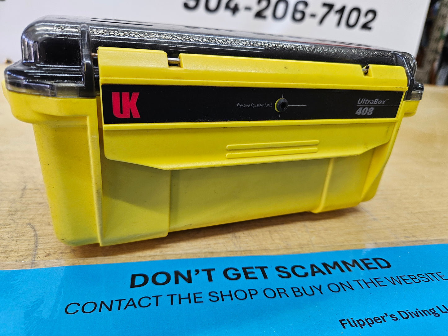 UK Ultra Box 408 (Drybox)