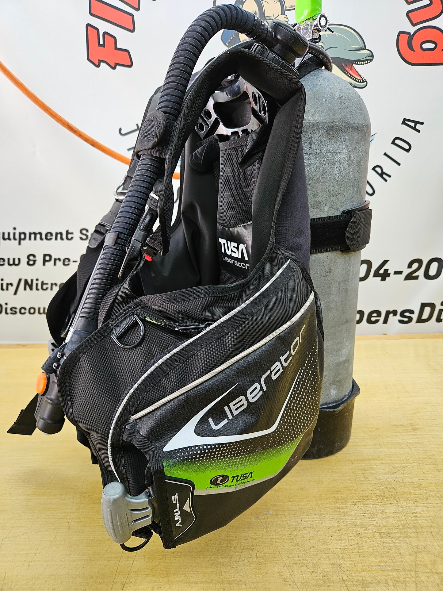 Tusa Liberator BCD (SMALL)