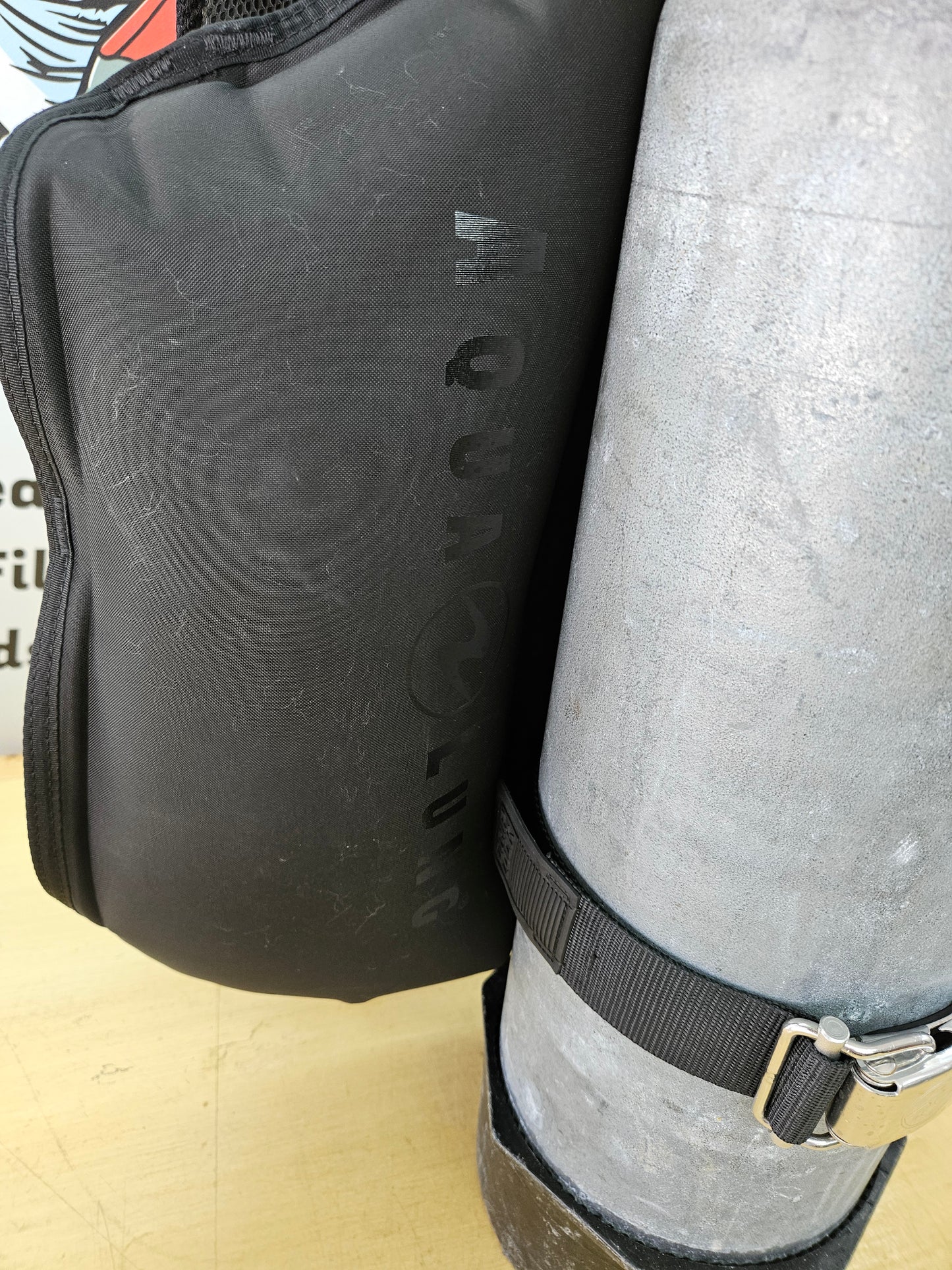 Aqualung "Rogue" BCD (LARGE)