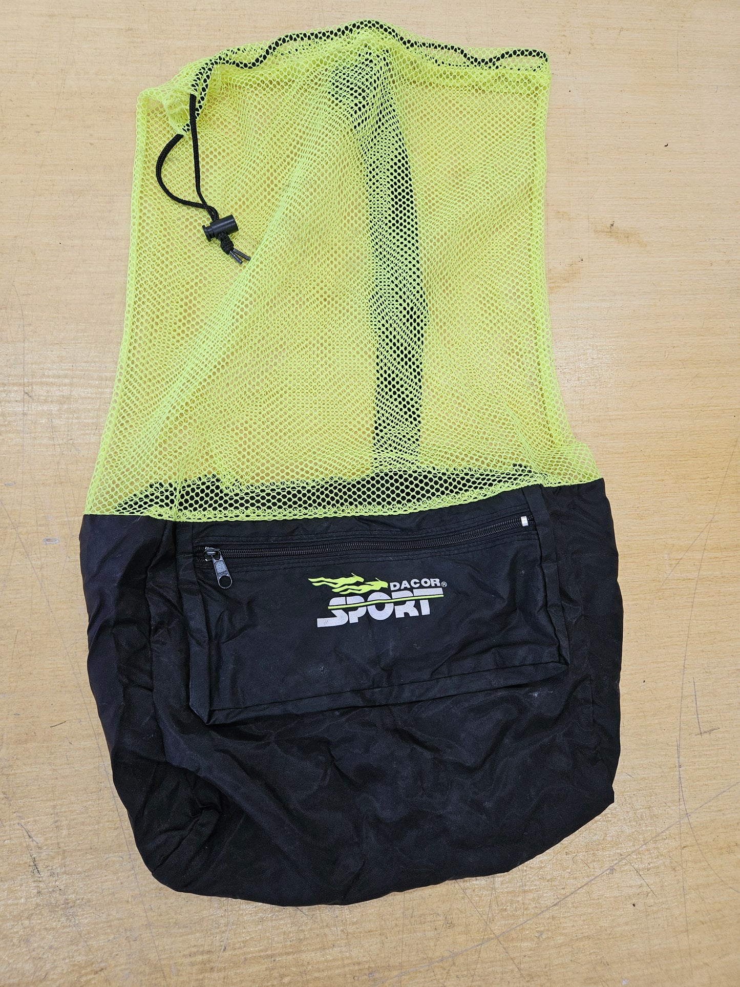 Dacor Mesh Equipment Bag