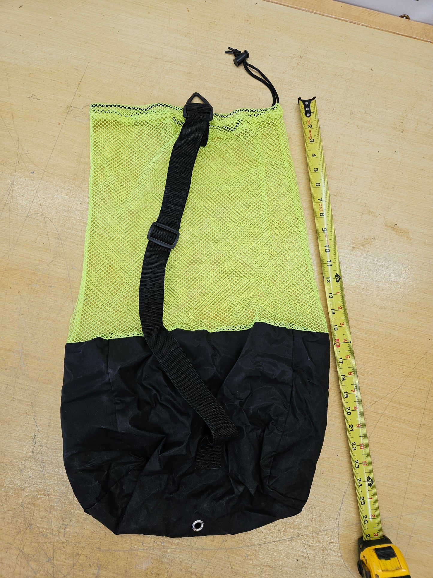 Dacor Mesh Equipment Bag