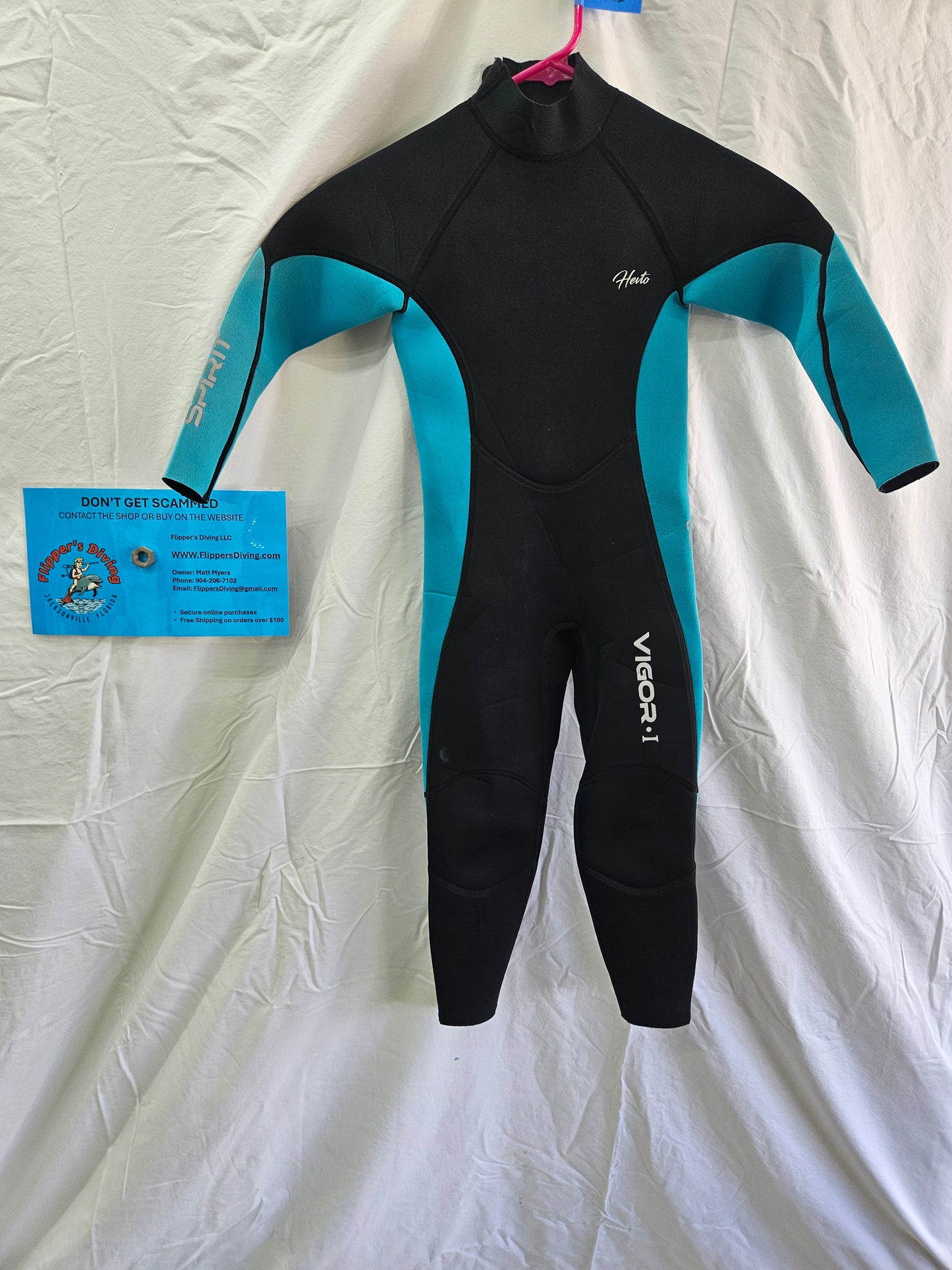Huerto Vigor-1   - 2mm Wetsuit (Kids Size 6)