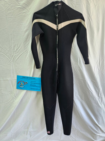 Henderson 3mm Wetsuit (Size 4)