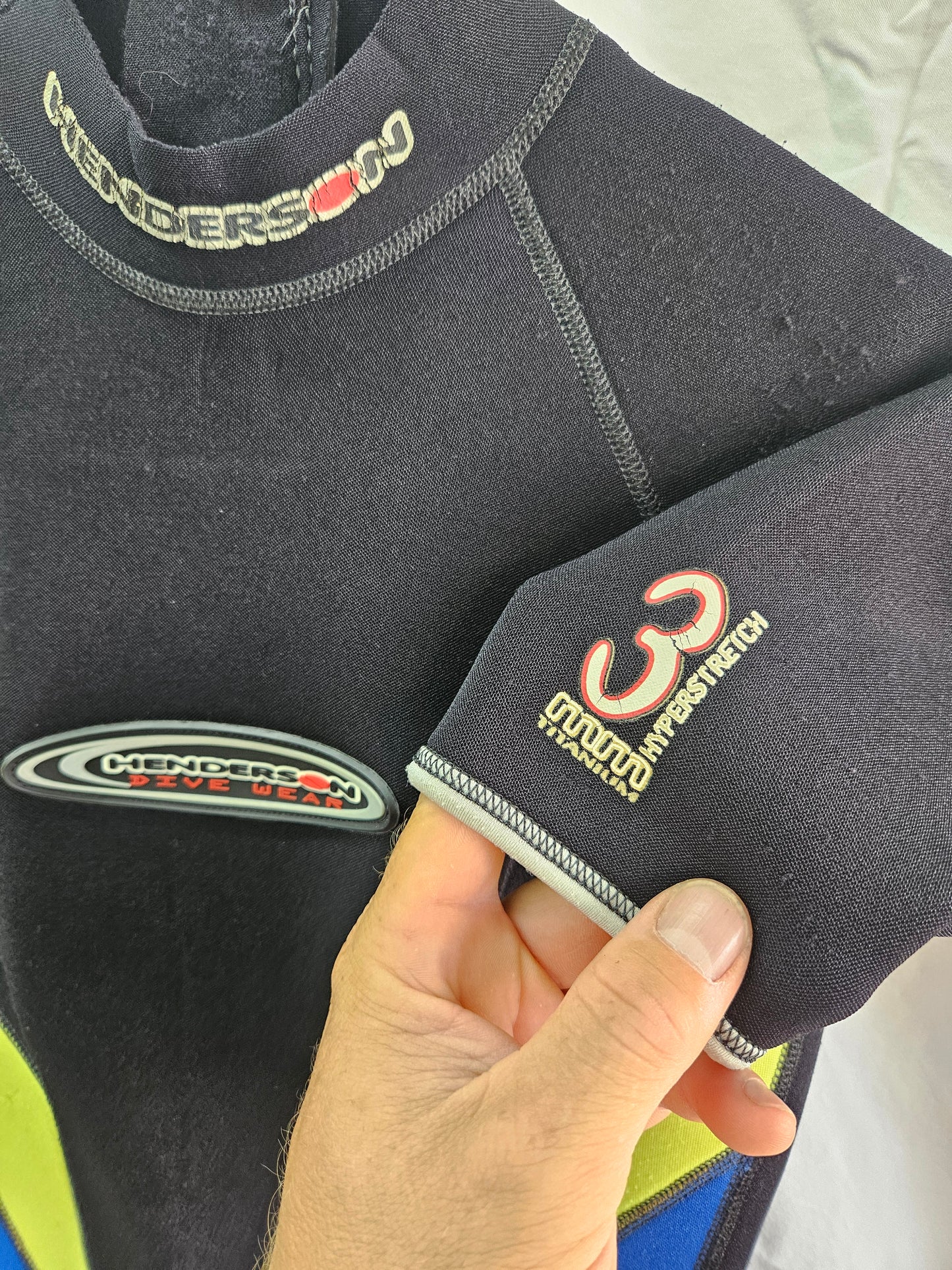 Henderons 3mm Shorty Wetsuit (Size 6)