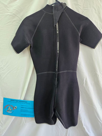 Henderons 3mm Shorty Wetsuit (Size 6)