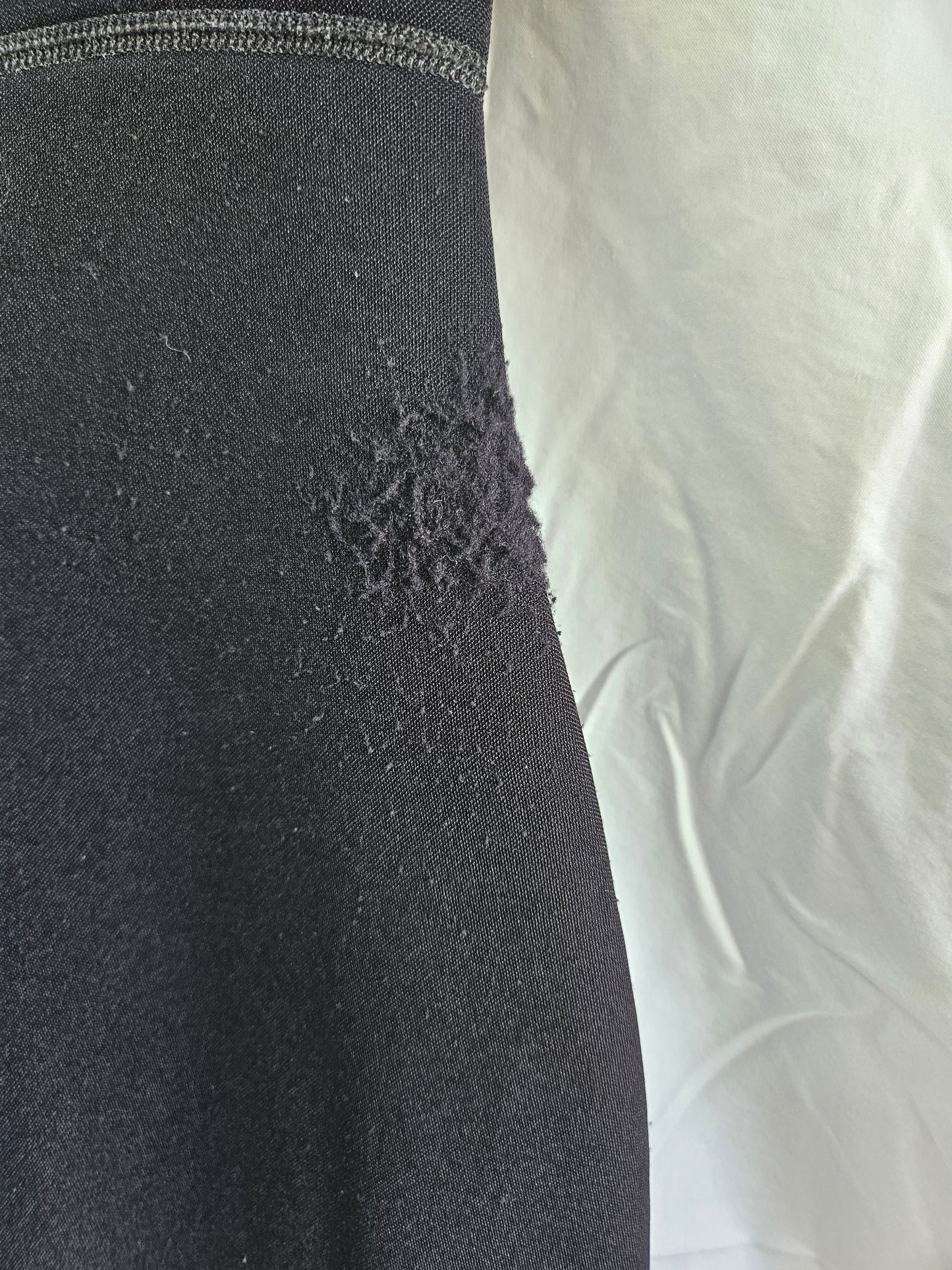 Henderons 3mm Shorty Wetsuit (Size 6)