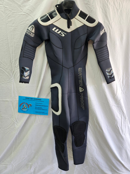 Waterproof W5 3.5mm Wetsuit (Ladies small)