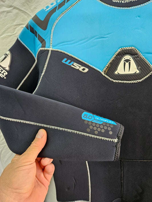 Waterproof W50 men's 5mm Wetsuit (Medium/Large)