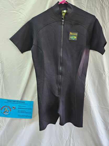 Aeroskin Shorty Wetsuit (LARGE)