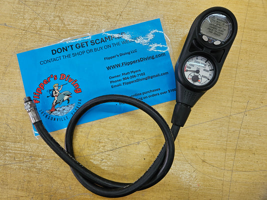 Aqualung i300C Dive Computer (NOS!)